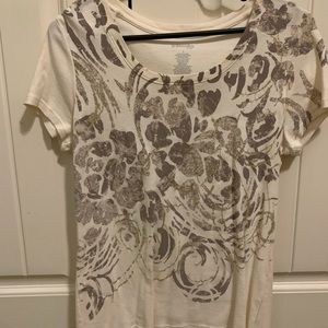 women’s graphic tee